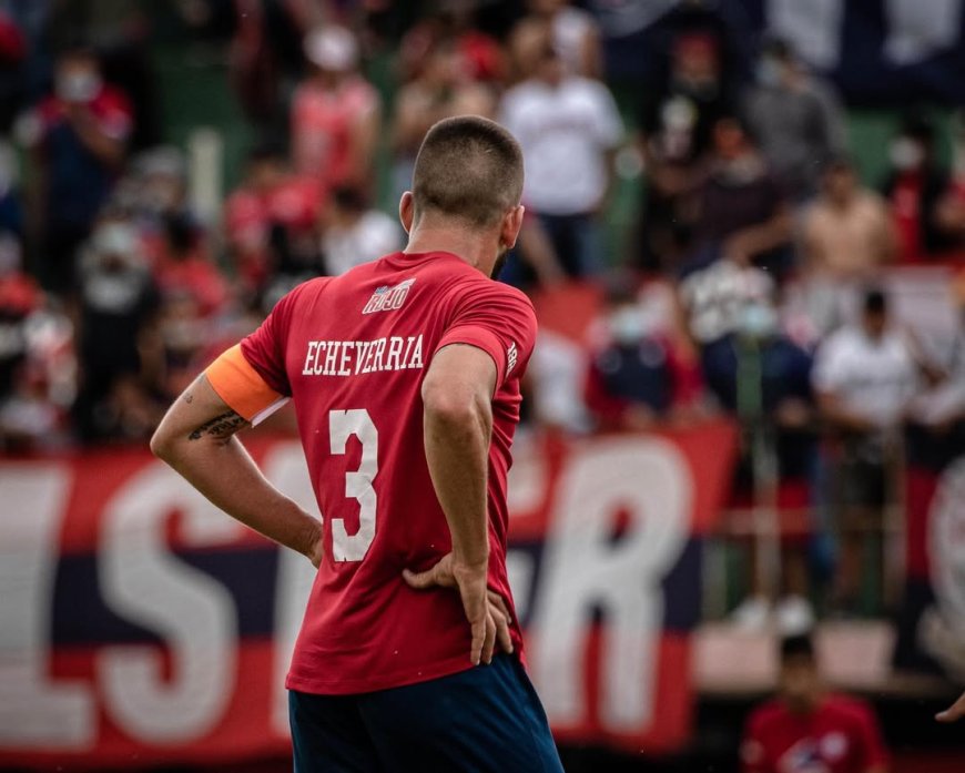 SANTIAGO ECHEVERRÍA: EL NUEVO "KAISER" CELESTE