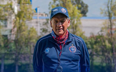 SIXTO VIZUETE TOMA LAS RIENDAS DE THE STRONGEST