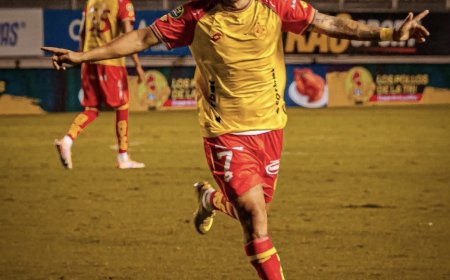 BRUNO MIRANDA SIGUE ENCENDIDO EN ECUADOR Y ES FIGURA DE AUCAS