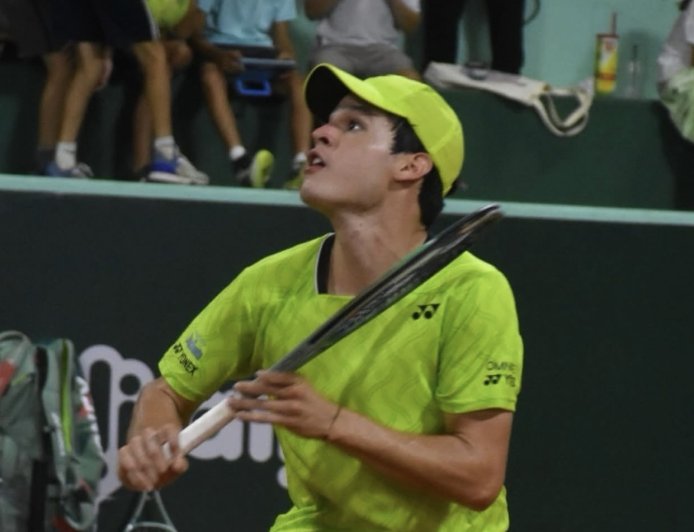 PRADO AVANZÓ A CUARTOS DE FINAL EN EL BOLIVIA OPEN TRAS UN DUELO INTENSO