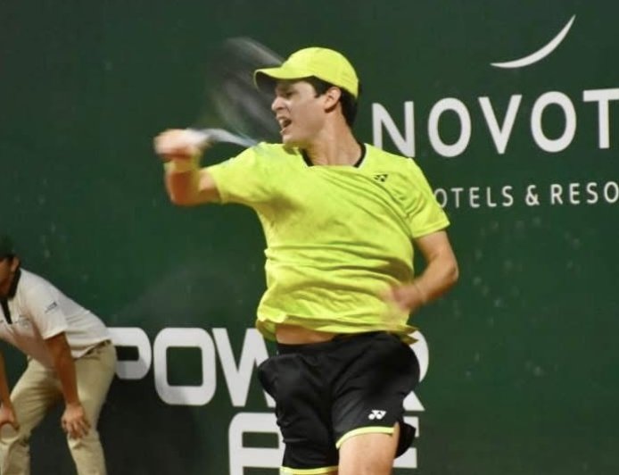 PRADO AVANZÓ A SEMIFINALES DEL BOLIVIA OPEN CON AUTORIDAD