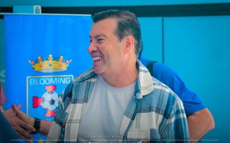 ERWIN SÁNCHEZ FUE PRESENTADO COMO NUEVO ENTRENADOR DE BLOOMING