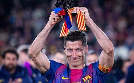 ROBERT LEWANDOWSKI SE DESPIDIÓ DEL FC  BARCELONA ENTRE EMOCIÓN Y OVACIONES