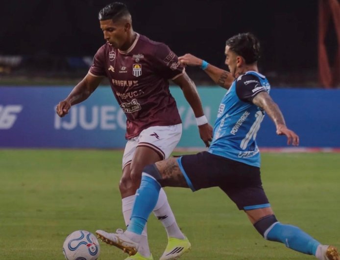BLOOMING CAYÓ ANTE CARABOBO Y COMPLICÓ SU PANORAMA EN LA SUDAMERICANA