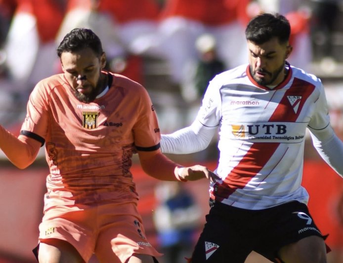 THE STRONGEST VENCIÓ A ALWAYS READY Y ES EL ÚNICO LÍDER DEL CAMPEONATO