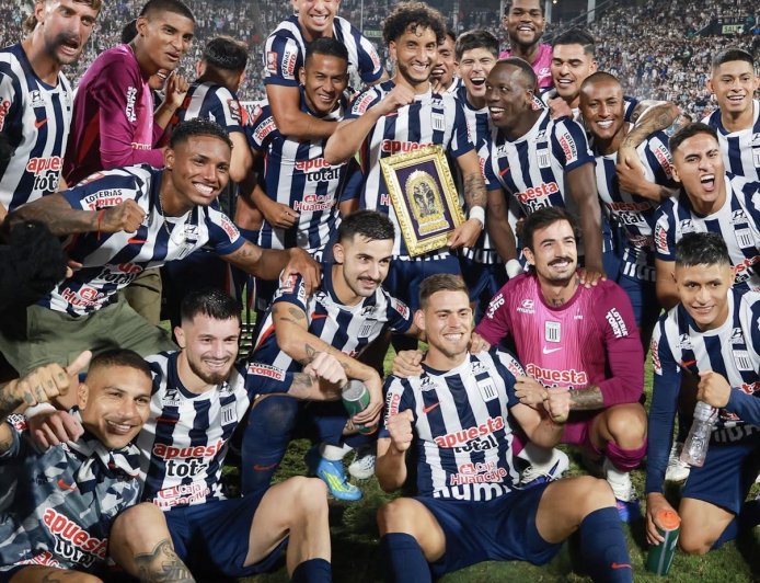 GUILLERMO VISCARRA SE CONSAGRÓ CAMPEÓN CON ALIANZA LIMA