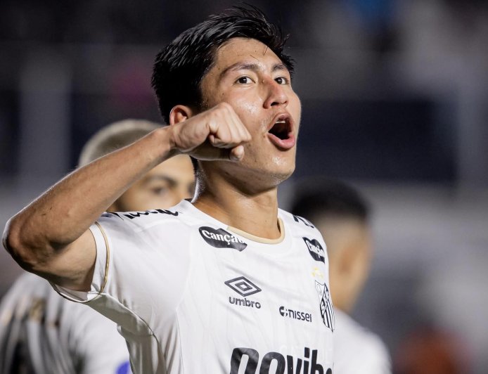 MIGUELITO BRILLÓ EN LA SUDAMERICANA Y LLEVÓ AL SANTOS A LOS PLAYOFFS