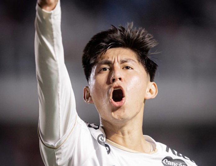 MIGUEL TERCEROS BRILLÓ CON GOL Y ASISTENCIA ANTE VITÓRIA