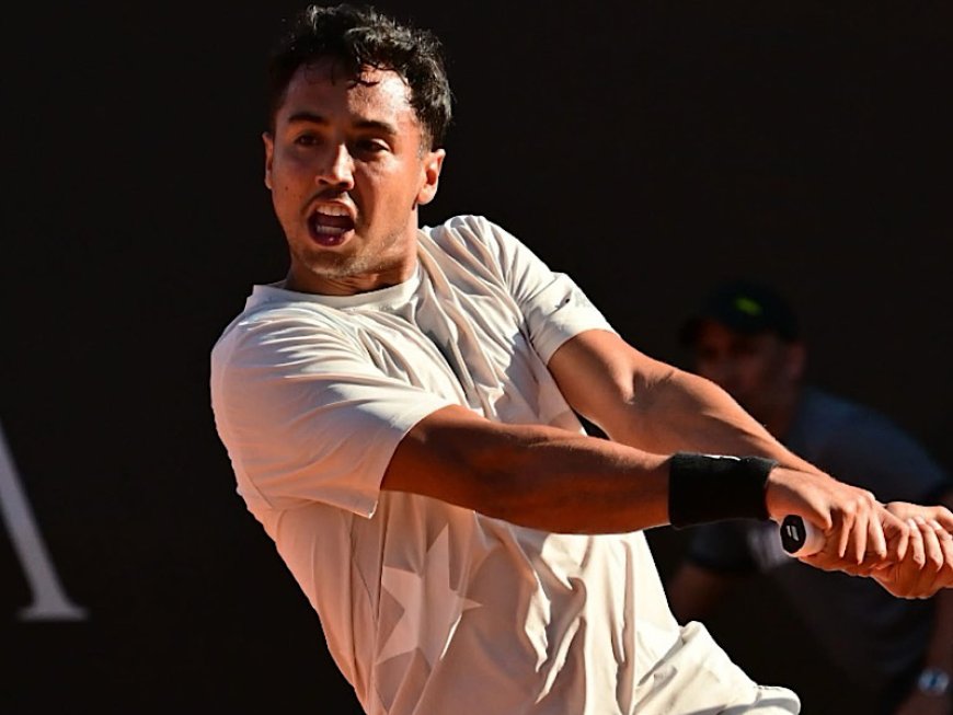 HUGO DELLIEN AVANZÓ A SEMIFINALES DEL OPEN DE OEIRAS 4