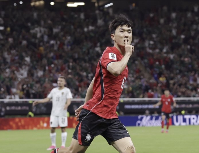 COREA DEL SUR REMONTÓ Y DERROTÓ A REPÚBLICA CHECA