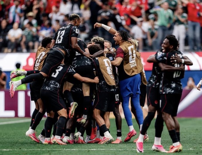 CANADÁ HIZO HISTORIA AL METERSE POR PRIMERA VEZ EN LOS OCTAVOS DE FINAL DEL MUNDIAL