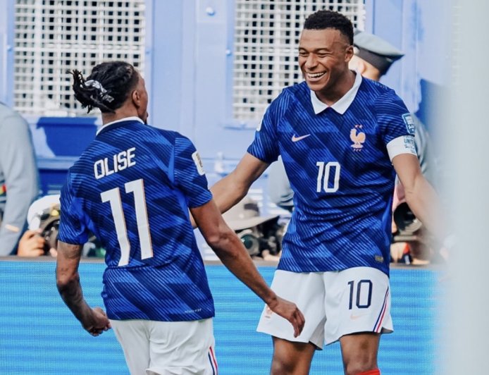 FRANCIA IMPUSO SU JERARQUÍA, GOLEÓ A SUECIA Y AVANZÓ A OCTAVOS DE FINAL