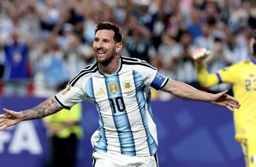ARGENTINA ARRANCÓ CON AUTORIDAD Y MESSI IGUALÓ A KLOSE EN UNA NOCHE HISTÓRICA ANTE ARGELIA