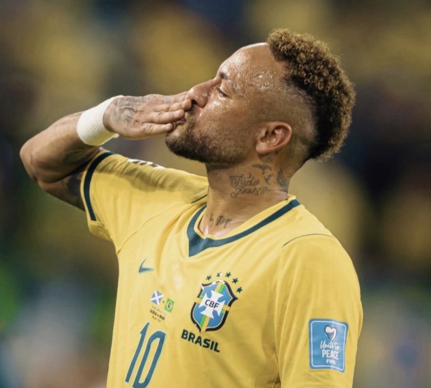 NEYMAR VOLVIÓ A JUGAR CON BRASIL Y CELEBRÓ LA CLASIFICACIÓN A LOS DIECISEISAVOS DE FINAL