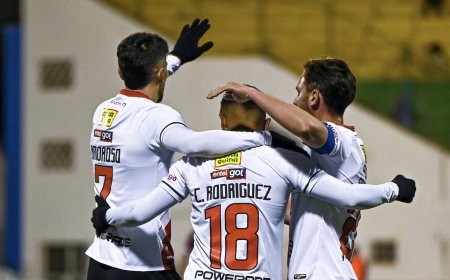 ALWAYS READY APABULLÓ A REAL ORURO Y RECUPERÓ LA CIMA DEL TORNEO
