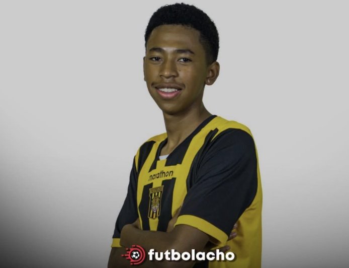 KEVIN CHACÓN: “ME SENTÍ BIEN, NO TUVE MUCHA PRESIÓN”
