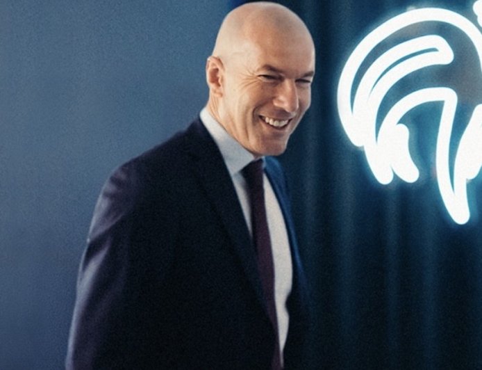 ZINEDINE ZIDANE INICIÓ SU ETAPA CON FRANCIA EN BUSCA DE LA GLORIA