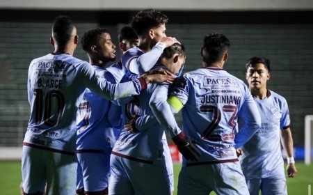 BOLÍVAR GOLEÓ A SAN ANTONIO Y TOMÓ IMPULSO ANTES DE LA SUDAMERICANA