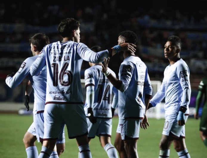 BOLÍVAR SUFRIÓ HASTA EL FINAL Y DERROTÓ A ORIENTE PETROLERO