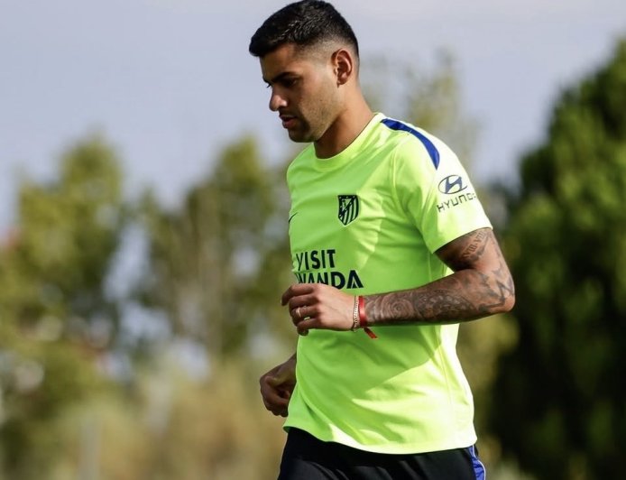 CRISTIAN ROMERO FUE PRESENTADO EN EL ATLÉTICO DE MADRID