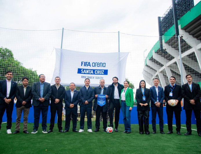 FBF INAUGURÓ LA FIFA ARENA SANTA CRUZ