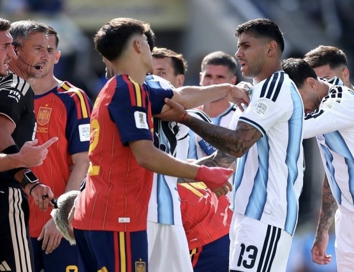 FIFA SANCIONÓ A JUGADORES DE ARGENTINA Y MULTÓ A LA AFA TRAS LOS INCIDENTES DE LA FINAL