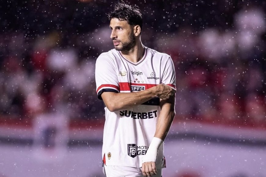 JONATHAN CALLERI DESTACÓ A BOLÍVAR Y ADMITIÓ LAS DIFICULTADES DE JUGAR EN LA PAZ