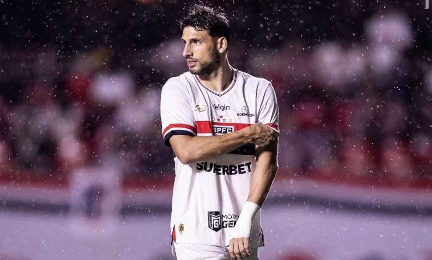 JONATHAN CALLERI DESTACÓ A BOLÍVAR Y ADMITIÓ LAS DIFICULTADES DE JUGAR EN LA PAZ