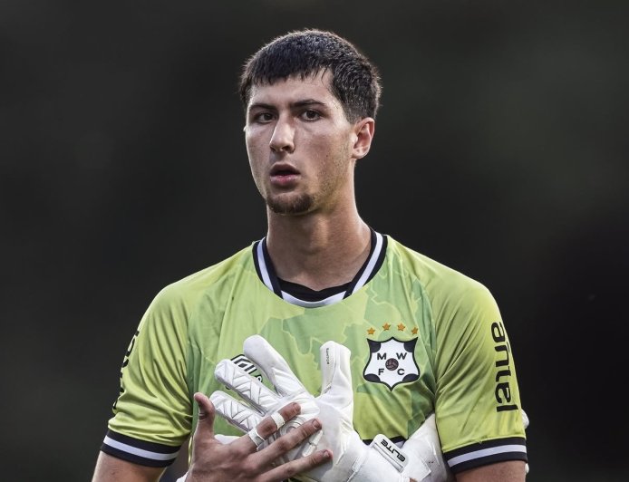 GERÓNIMO GOVEA DEBUTÓ COMO TITULAR EN MONTEVIDEO WANDERERS