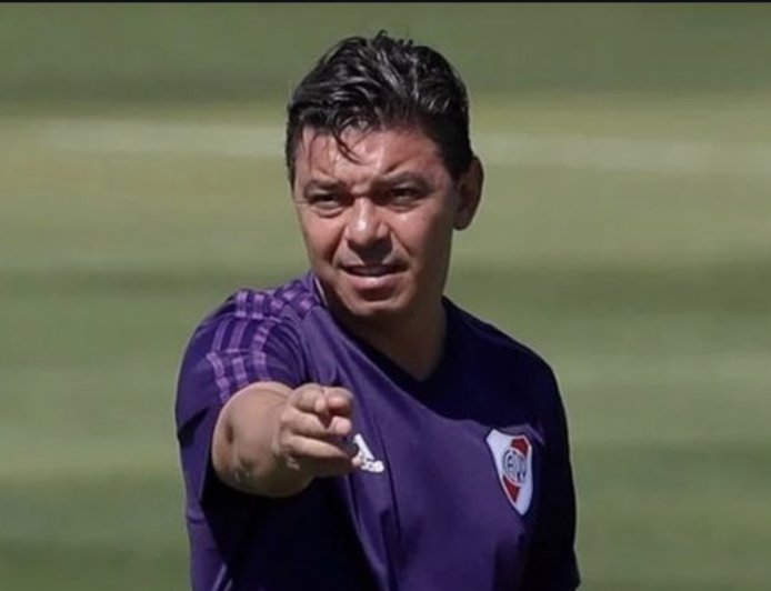 MARCELO GALLARDO ASUME EL DESAFÍO DE DIRIGIR A ECUADOR