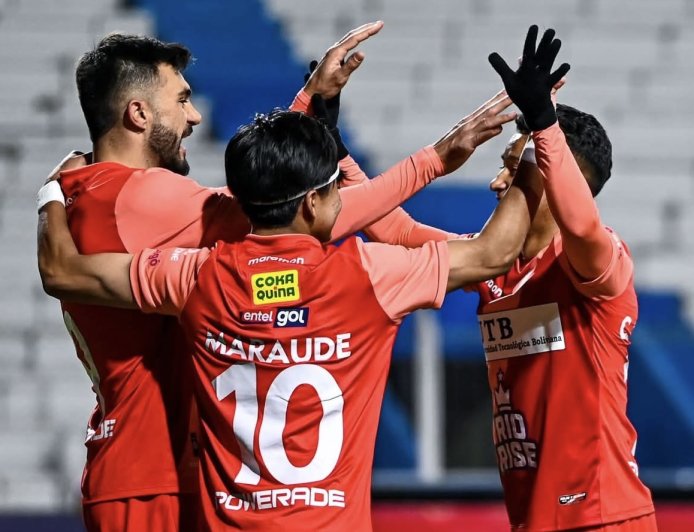 ALWAYS READY GOLEÓ A NACIONAL POTOSÍ Y RECUPERÓ MOMENTÁNEAMENTE LA PUNTA