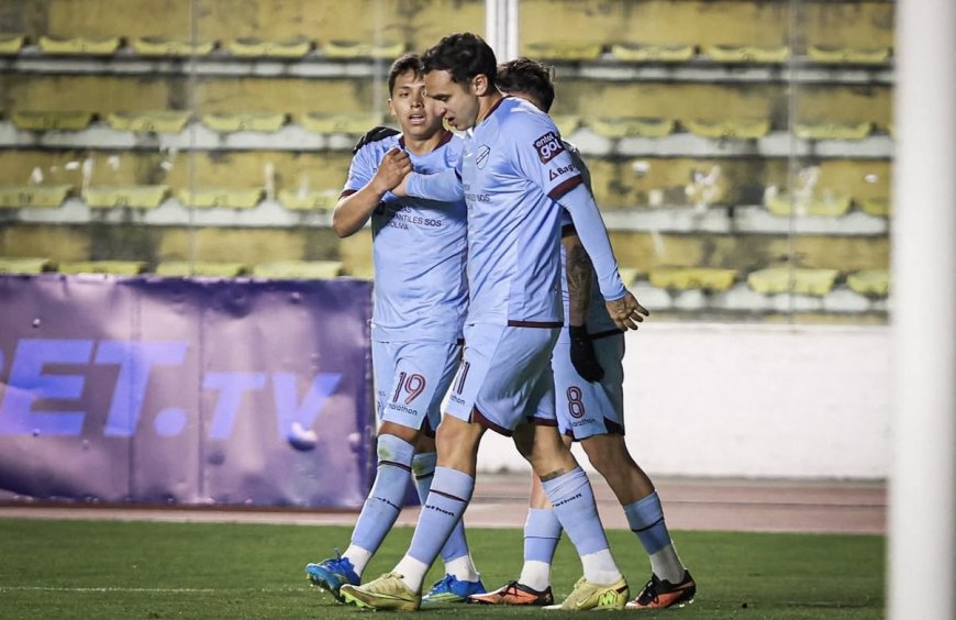 BOLÍVAR ROMPIÓ EL MURO DE BLOOMING Y TERMINÓ GOLEANDO