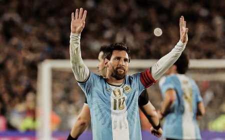 LIONEL MESSI CERRÓ SU HISTORIA CON ARGENTINA CON UNA VICTORIA Y UN EMOTIVO HOMENAJE