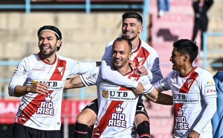 ALWAYS READY REMONTÓ Y GOLEÓ A REAL ORURO PARA SEGUIR EN LA PELEA POR LA CIMA