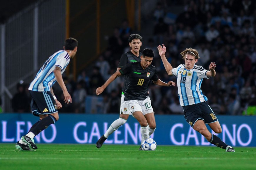 ARGENTINA GOLEÓ A BOLIVIA Y LE DIO UN DURO GOLPE EN CÓRDOBA