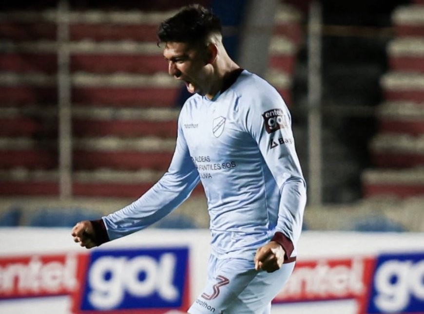 BOLÍVAR REMONTÓ ANTE FC UNIVERSITARIO Y RECUPERÓ EL LIDERATO